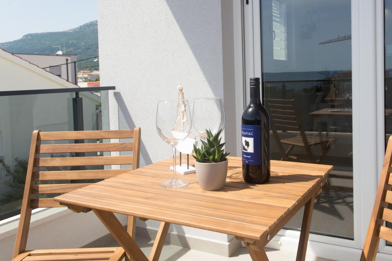 Delminium Apartment Kastela Exterior photo