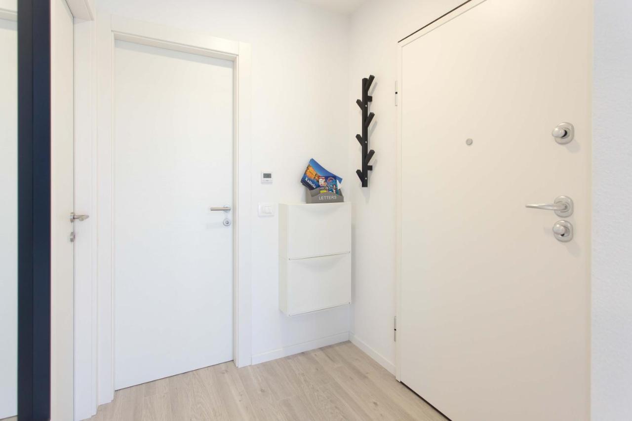 Delminium Apartment Kastela Exterior photo
